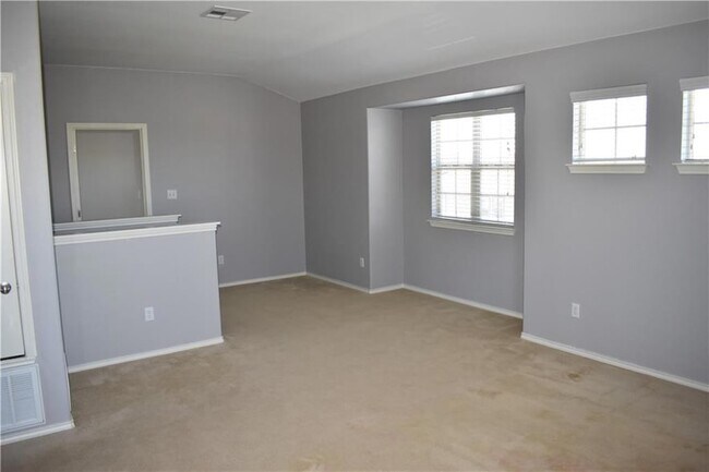 Building Photo - 108 Quarry Ln