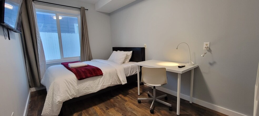 Building Photo - 19925 Wallingford Ave N