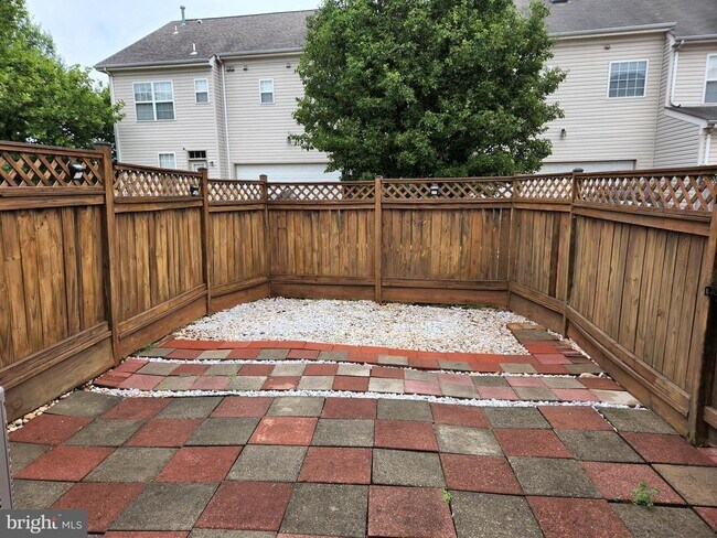 Building Photo - 20969 Kittanning Ln