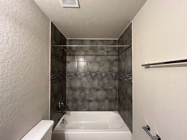 Building Photo - 7813 Savanah Brooks, Live Oak, TX. 78233