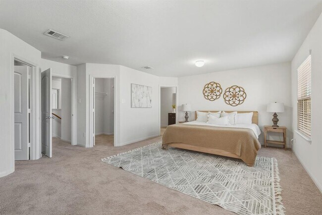 Building Photo - 13313 Harry S Truman Dr