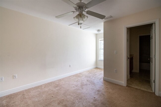 Building Photo - 1575 Paul Russell Rd