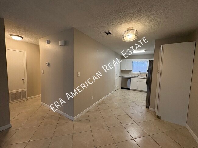 Building Photo - 3354 La Leyenda Ct