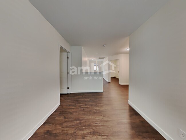 Building Photo - 17924 97th Ln E