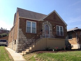 Building Photo - 316 Atlas Dr