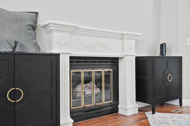 Building Photo - 1407 Park De Ville Pl