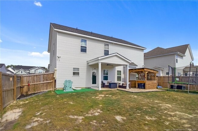 Building Photo - 173 London Dr