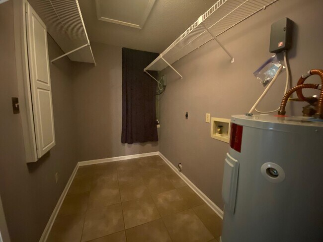 Building Photo - 3008 Harpers Ferry Dr