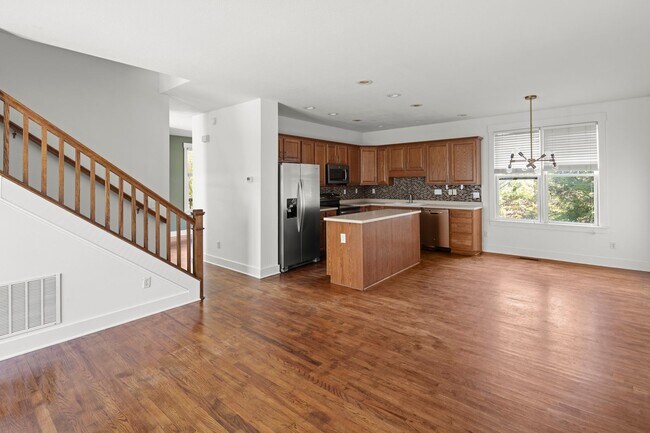 Building Photo - Modern Arts and Crafts Home