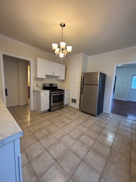 Building Photo - 272 Greenwich Ave