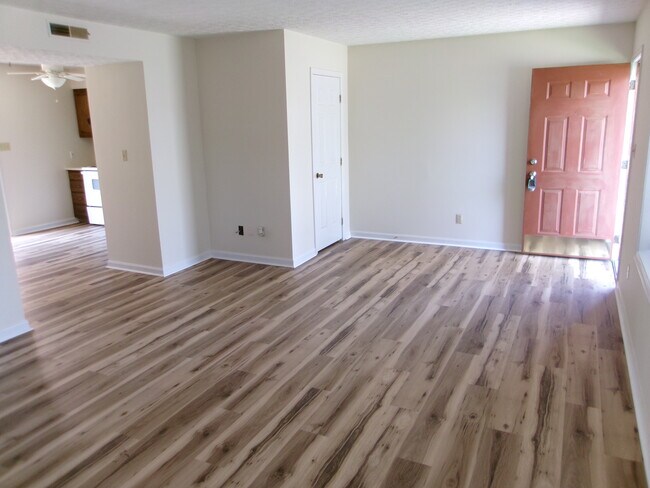 Building Photo - 3209 Timbermill Ave