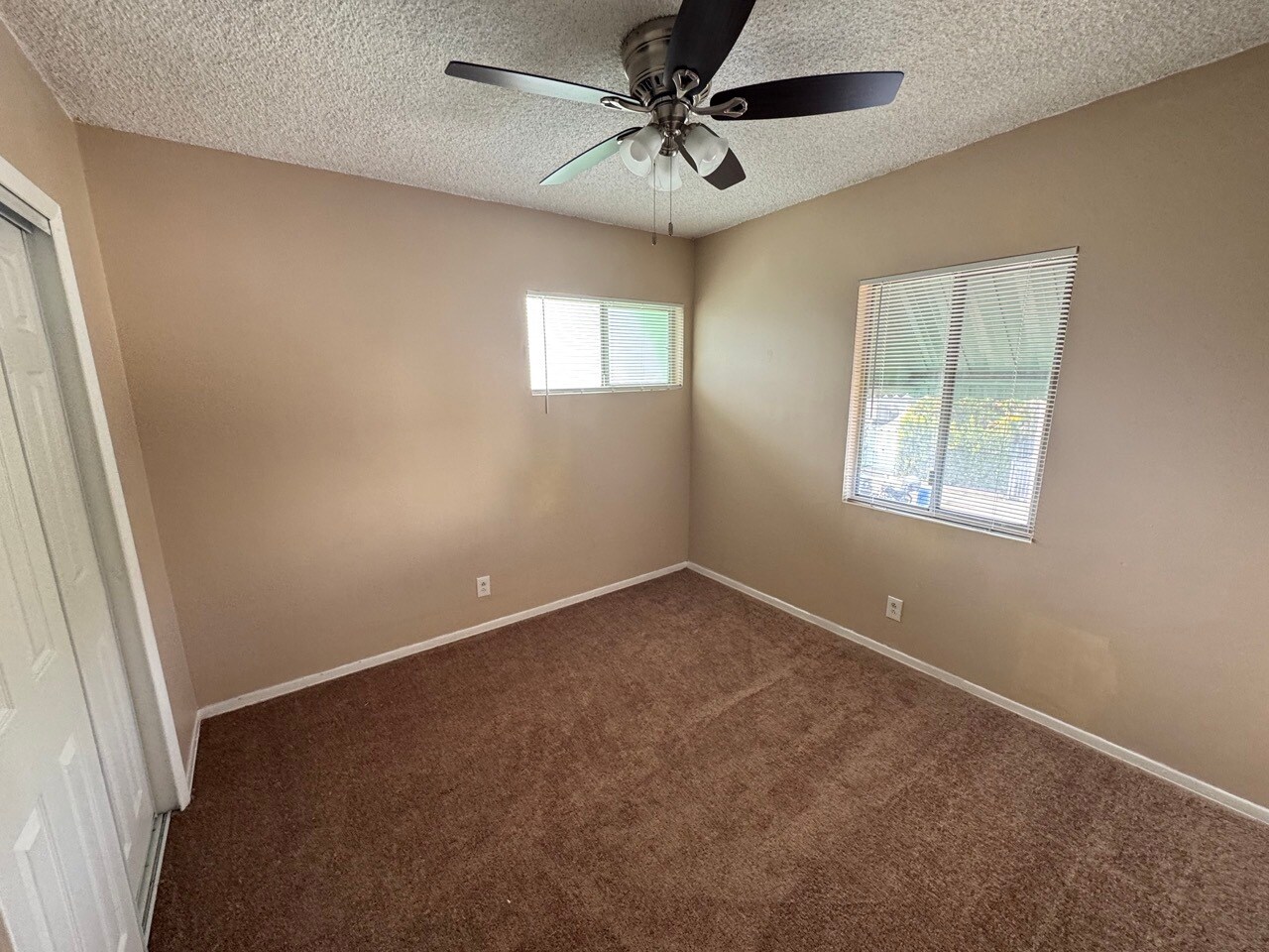 Building Photo - 1152 Irolo St