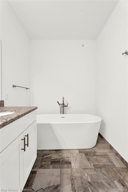 Building Photo - 431 S Eton St