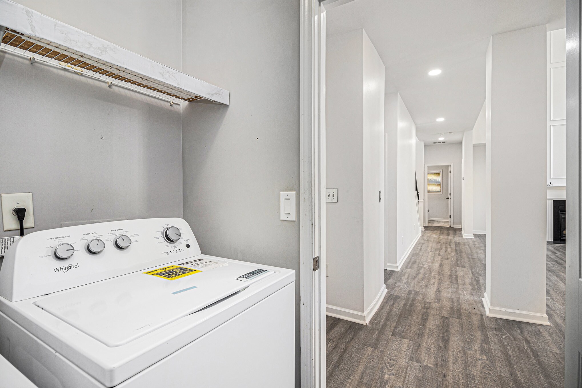 Building Photo - 726 Ivy Chase Loop