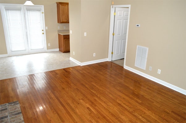 Building Photo - 2271 Dewey Dr