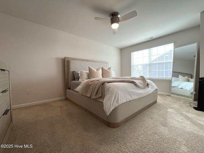 Building Photo - 2705 Gracie Ln