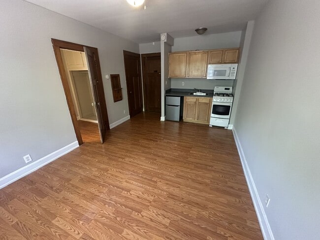 Interior Photo - The Jonathan
