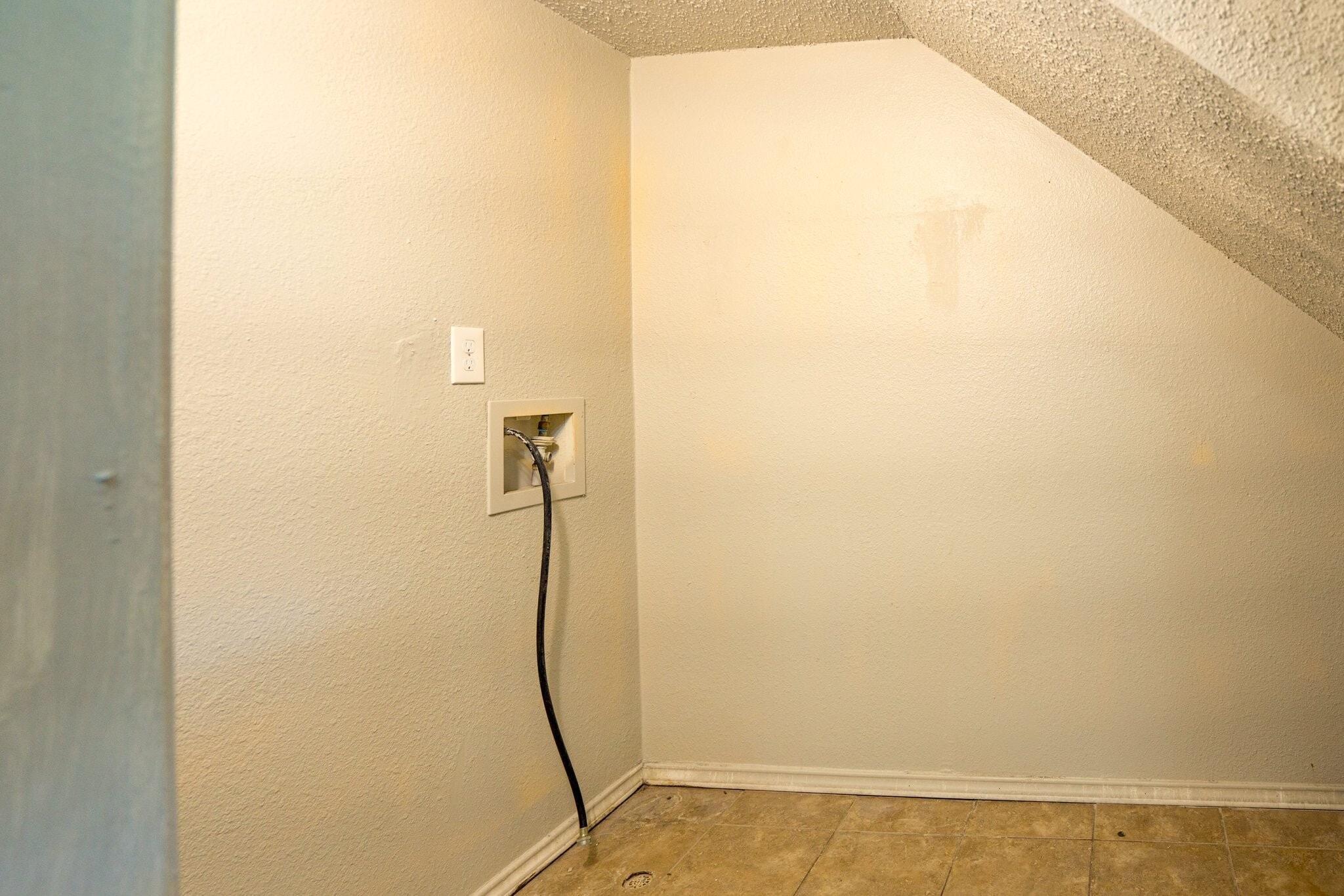 Building Photo - 5805 Cougar Dr