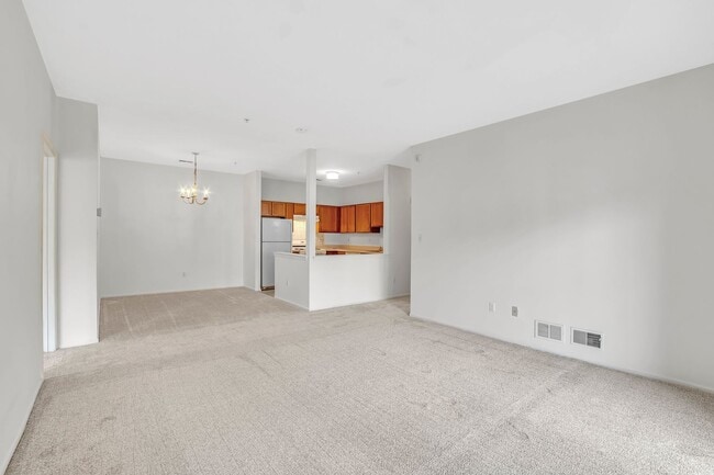 Building Photo - 524 Coppola Dr