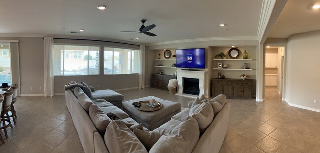 Building Photo - 45781 Ambara Ct