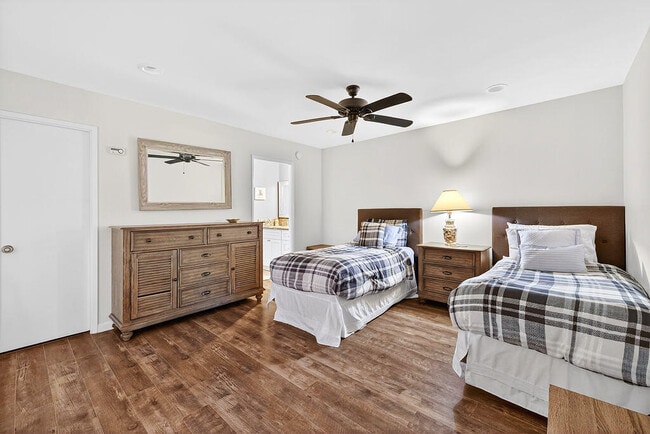 Building Photo - 42430 Adams St