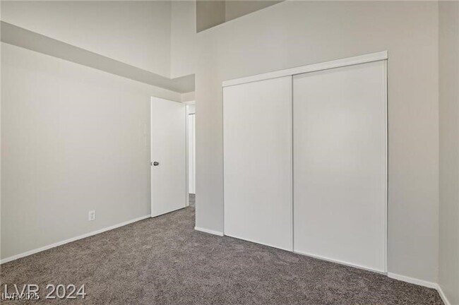 Building Photo - 4811 Black Bear Rd