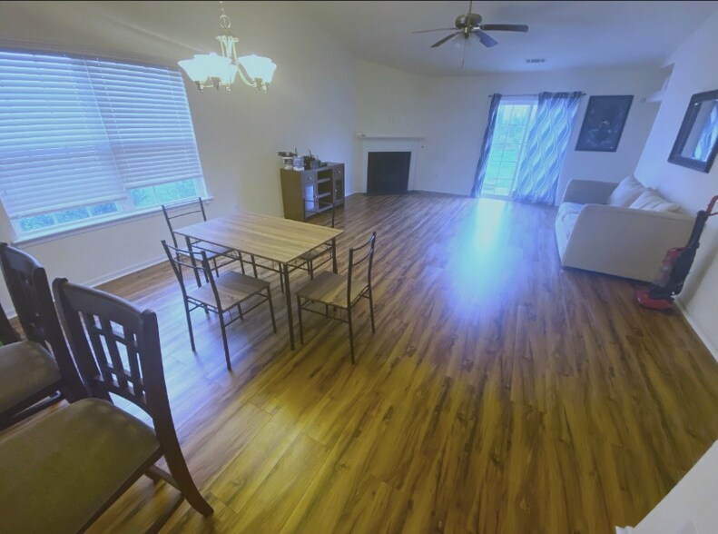 Building Photo - 4807 William Caldwell Ave