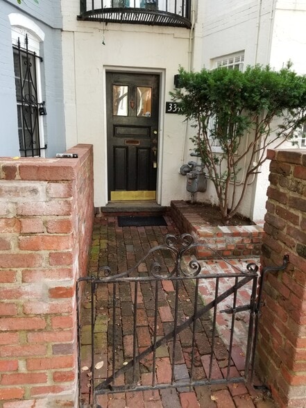 Building Photo - 3340 Prospect St NW