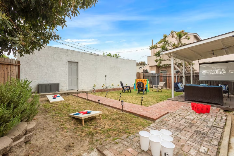Building Photo - 735 Belmont Ave