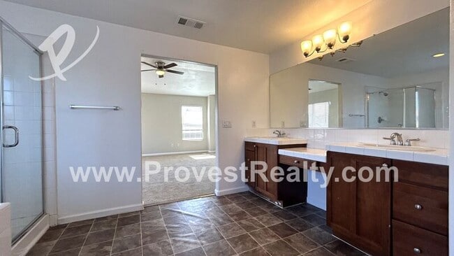 Building Photo - 13981 Horseshoe Way