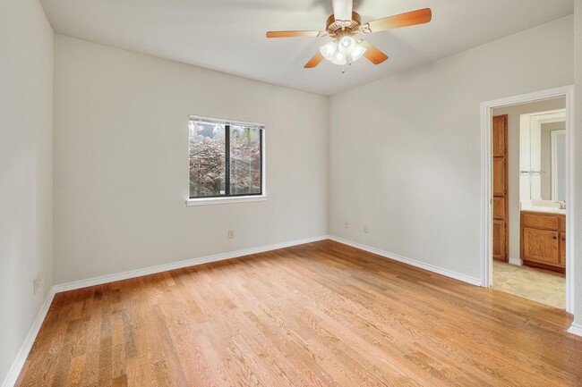 Building Photo - 8200 Neely Dr