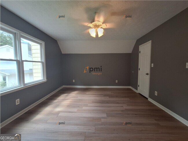 Building Photo - 4103 Renard Way