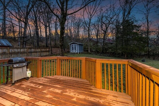 Building Photo - 921 Fitzpatrick Rd