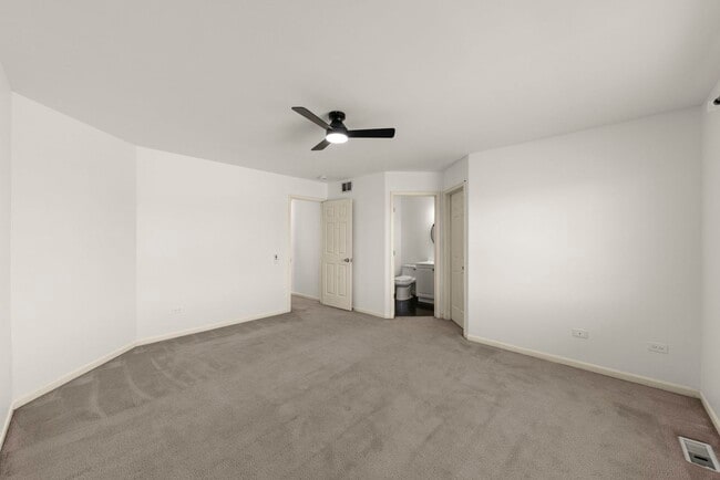 Building Photo - 2430 Caton Crest Ct