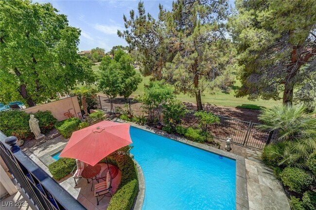 Building Photo - 9005 Opus Dr