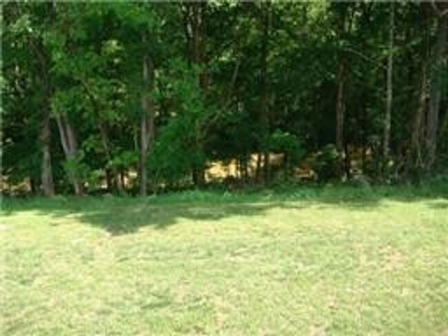 Building Photo - 3128 Brook Hill Dr