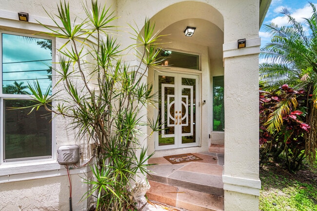 Building Photo - 7087 NW 78th Pl