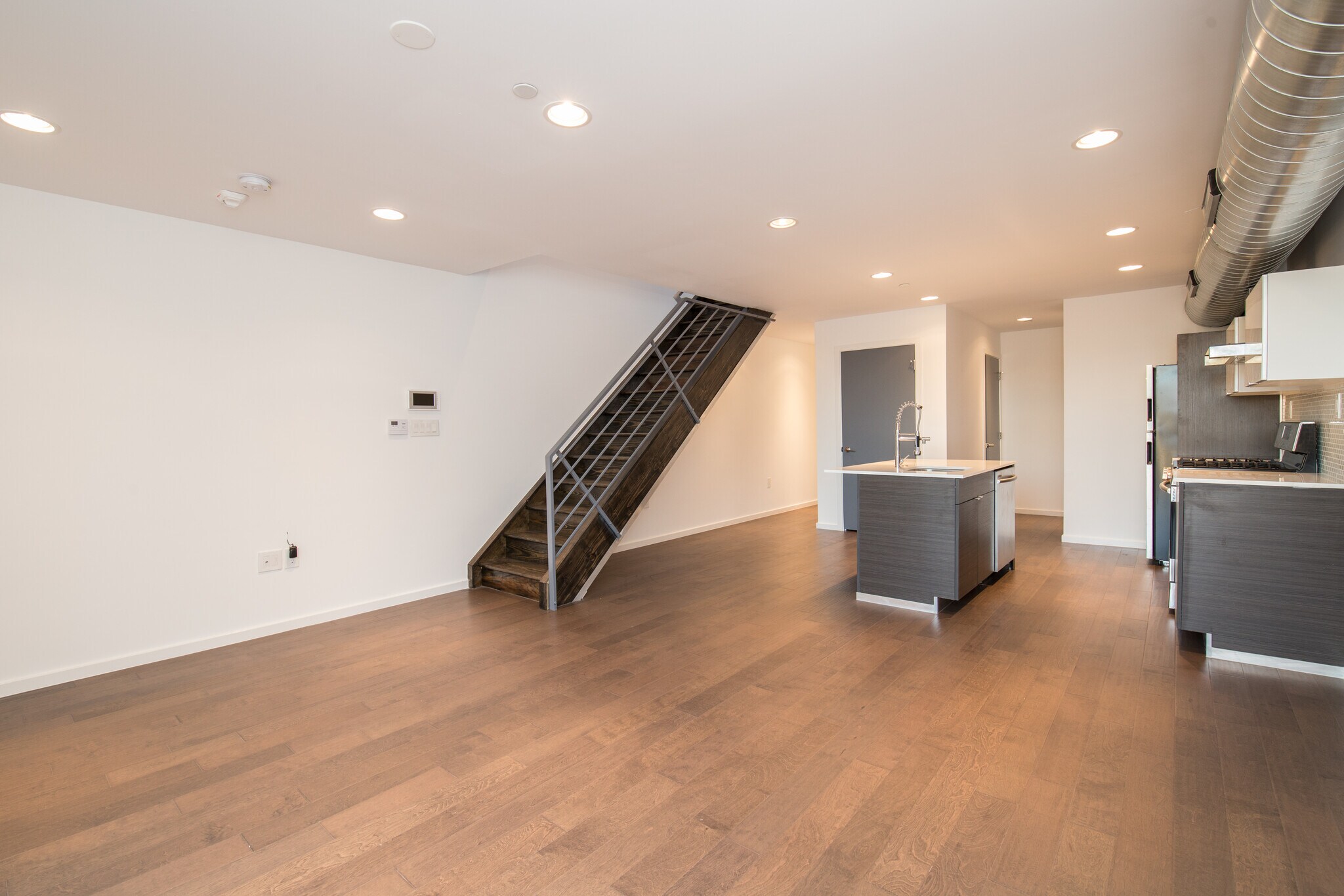 Building Photo - 1433 N 7th St