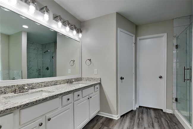 Building Photo - 3318 Noble Hollow Dr