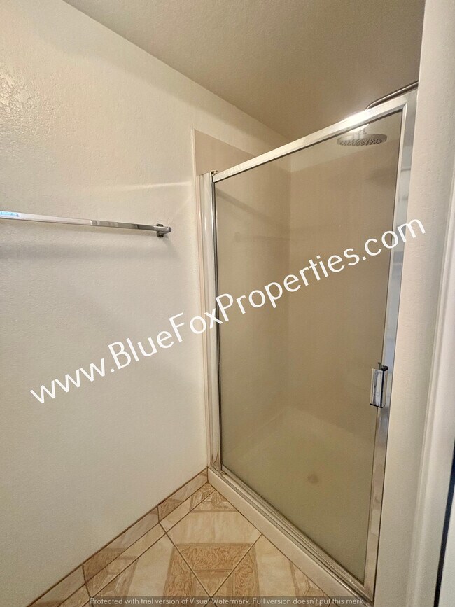 Building Photo - 8552 N Winchester Creek Dr