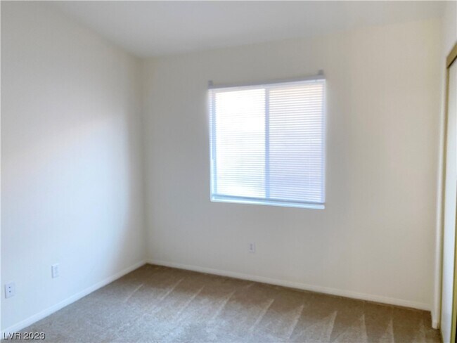 Building Photo - 3624 Warmbreeze Way