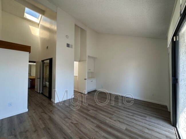 Building Photo - 235 Oahu Way