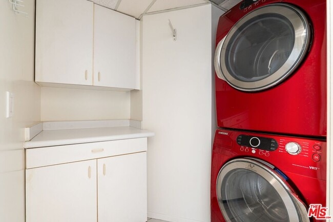 Building Photo - 1010 California Ave