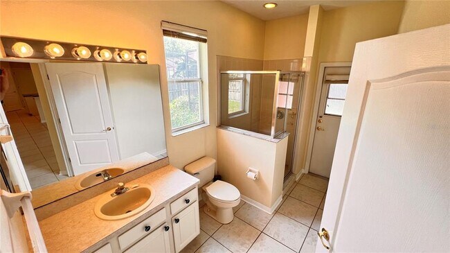 Building Photo - 7823 Fernleaf Dr