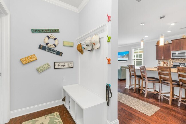 Building Photo - 1399 Berkshire Ave