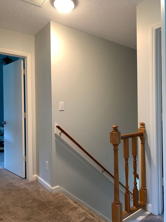 Building Photo - Fantastic Renovated Residence, Large Yard,...