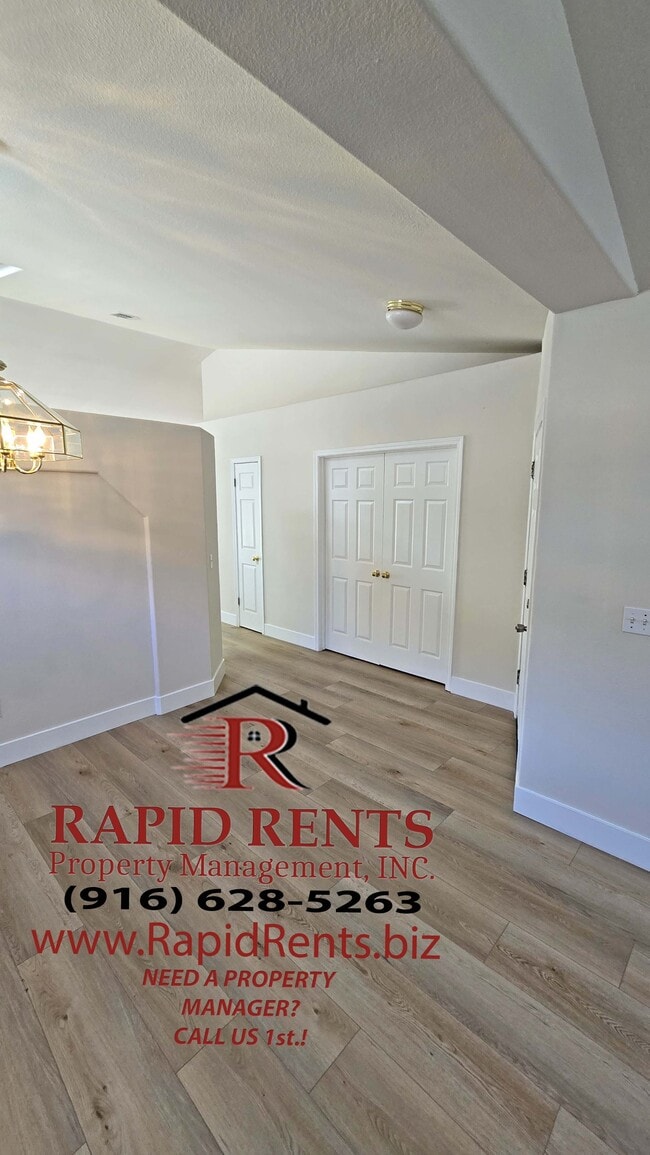 Building Photo - 8477 Ceonothus Ct