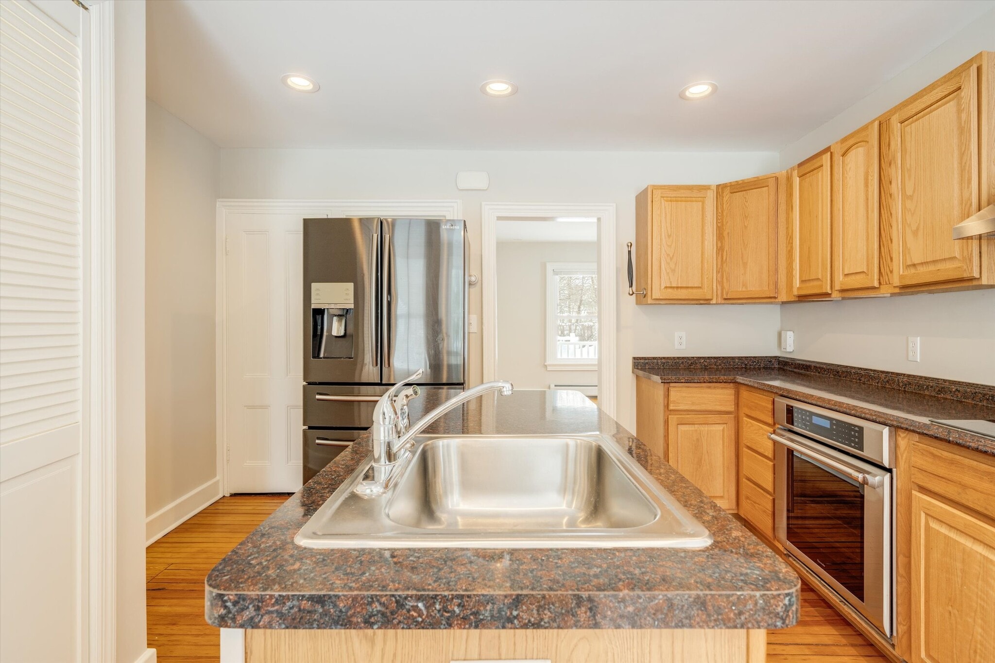 Building Photo - 6 Orchard St