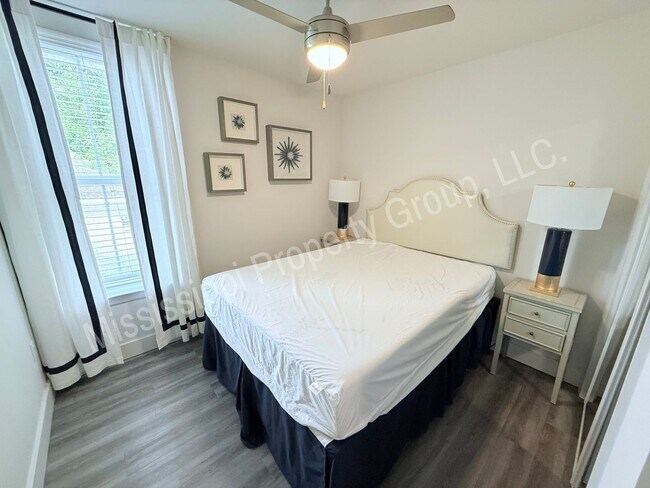 Building Photo - 3BR/3BA For Rent