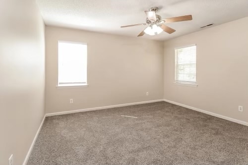 Building Photo - 2243 Redwood Dr